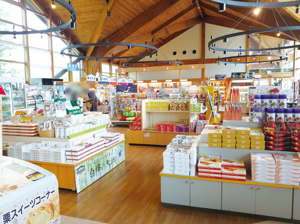 オアシス小布施のお土産コーナー