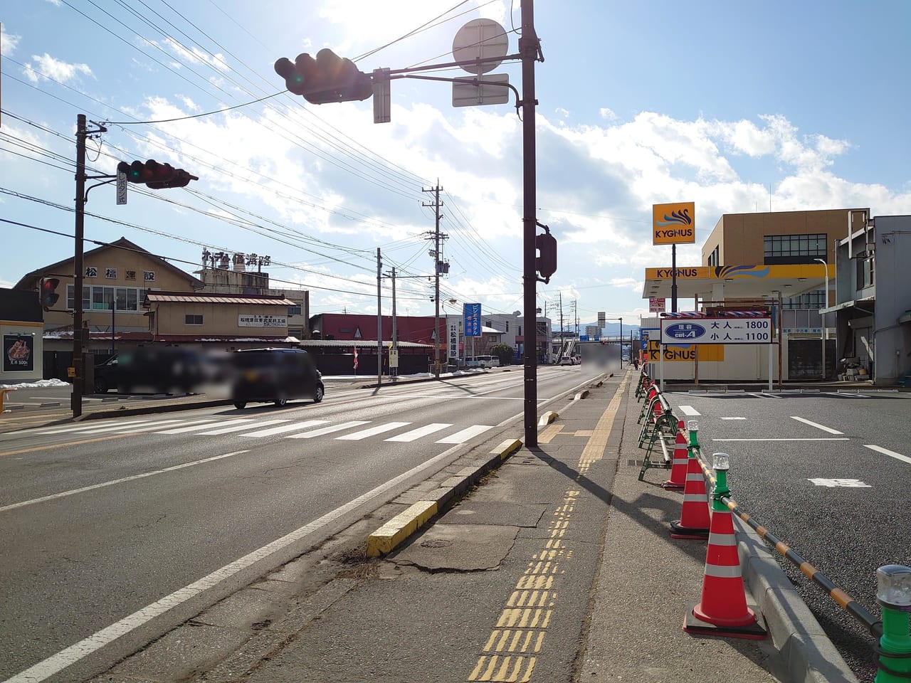 cut-A川中島店前