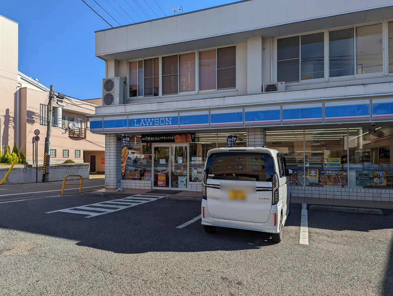 ローソン本郷駅前