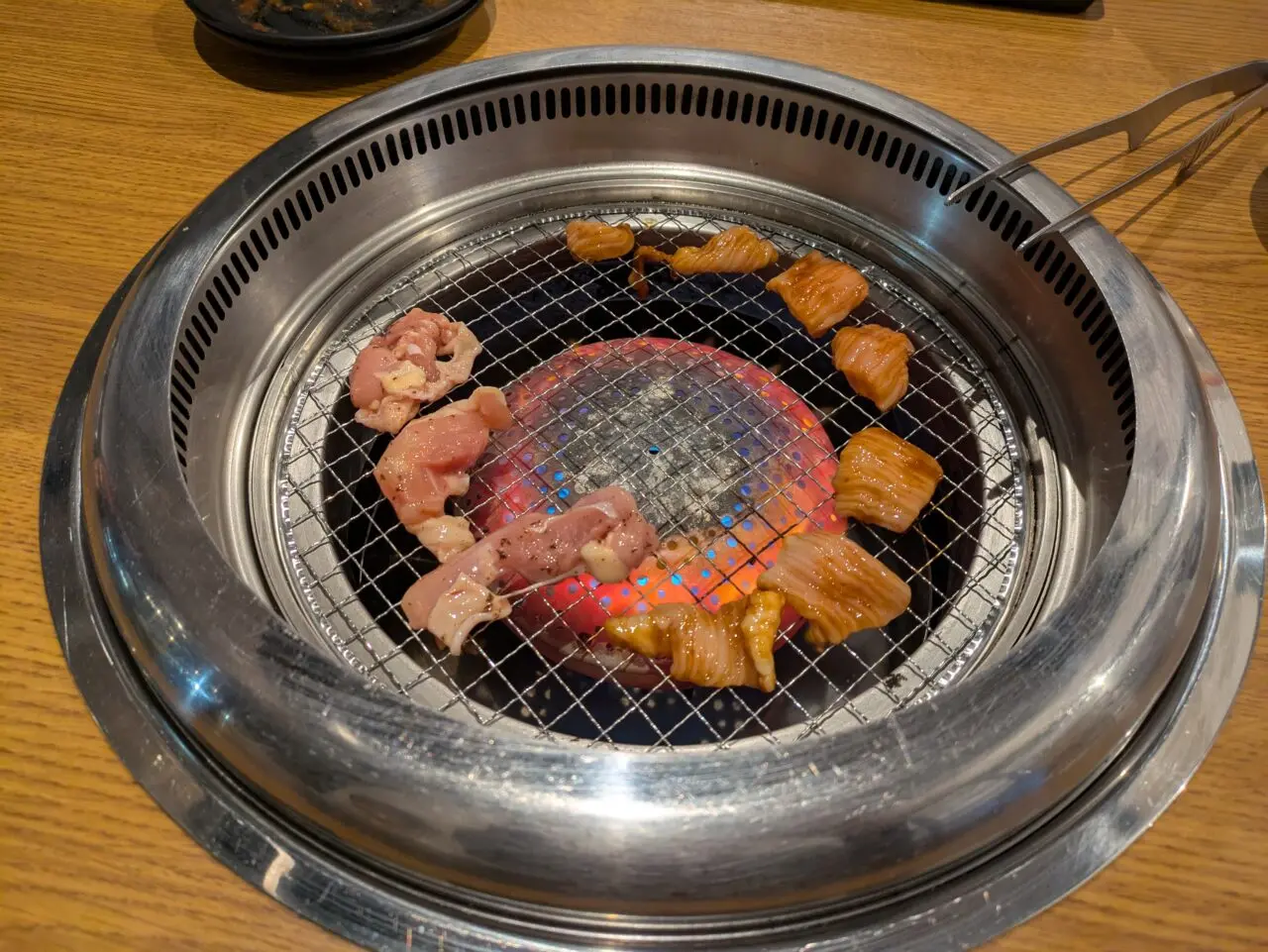 レーン焼肉カルビ屋三夢稲田店