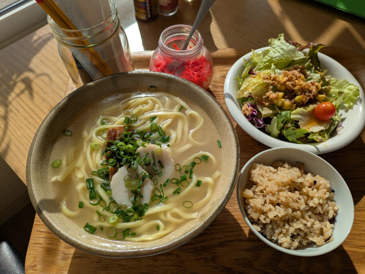 南国食堂くわっちー