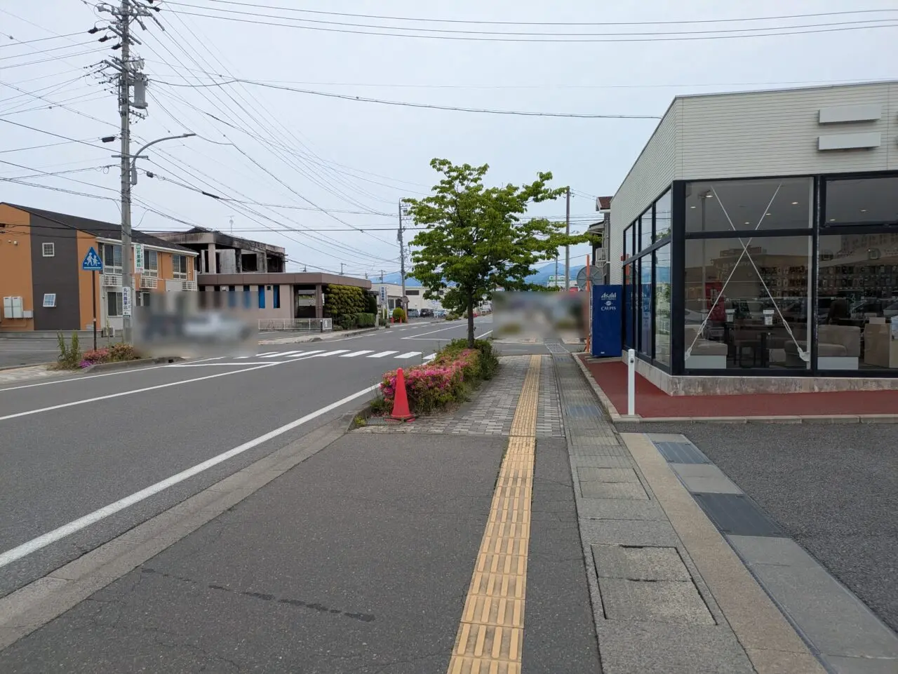 HOLZベーカリーいなば店