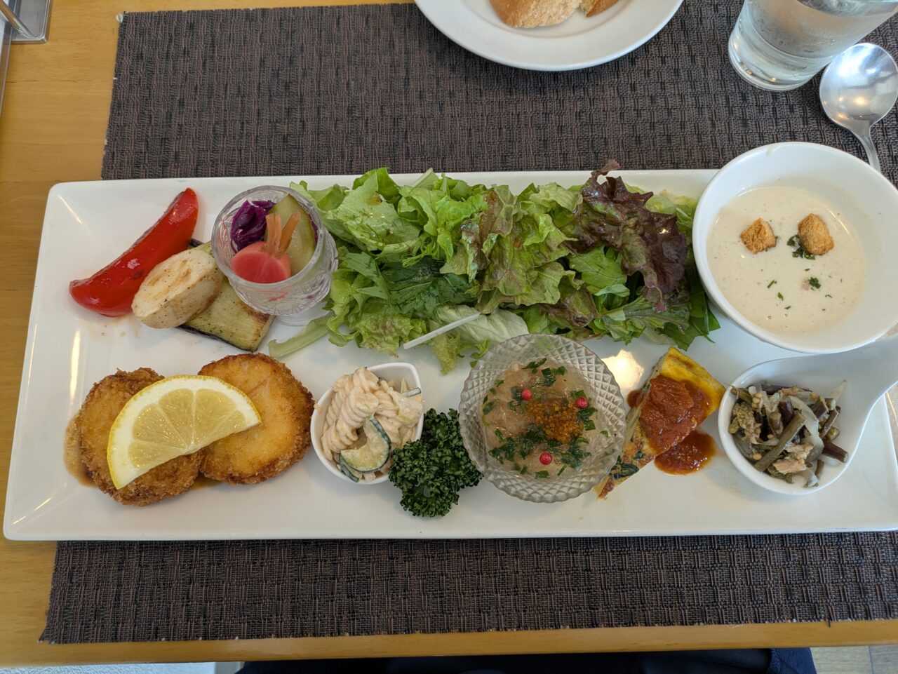 KENzo cafe&bar