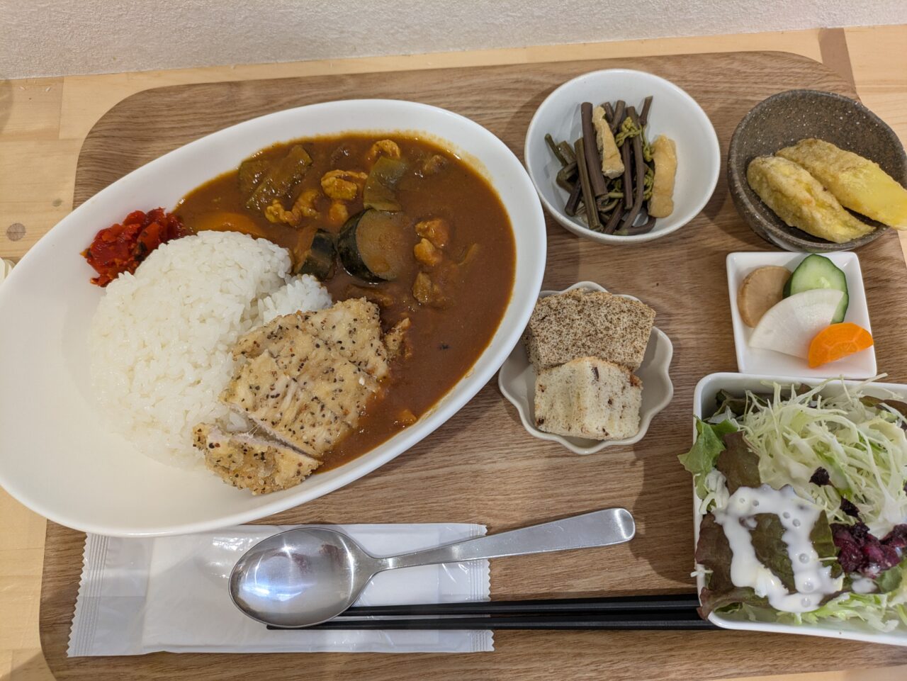 にじ色キッチン