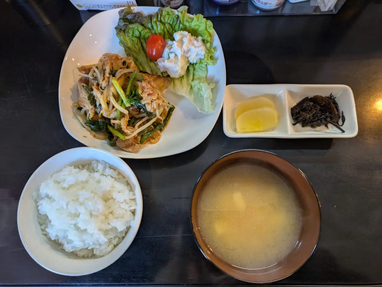 肉と定食たけちゃんバル