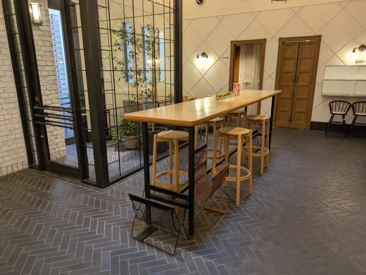 横町カフェ