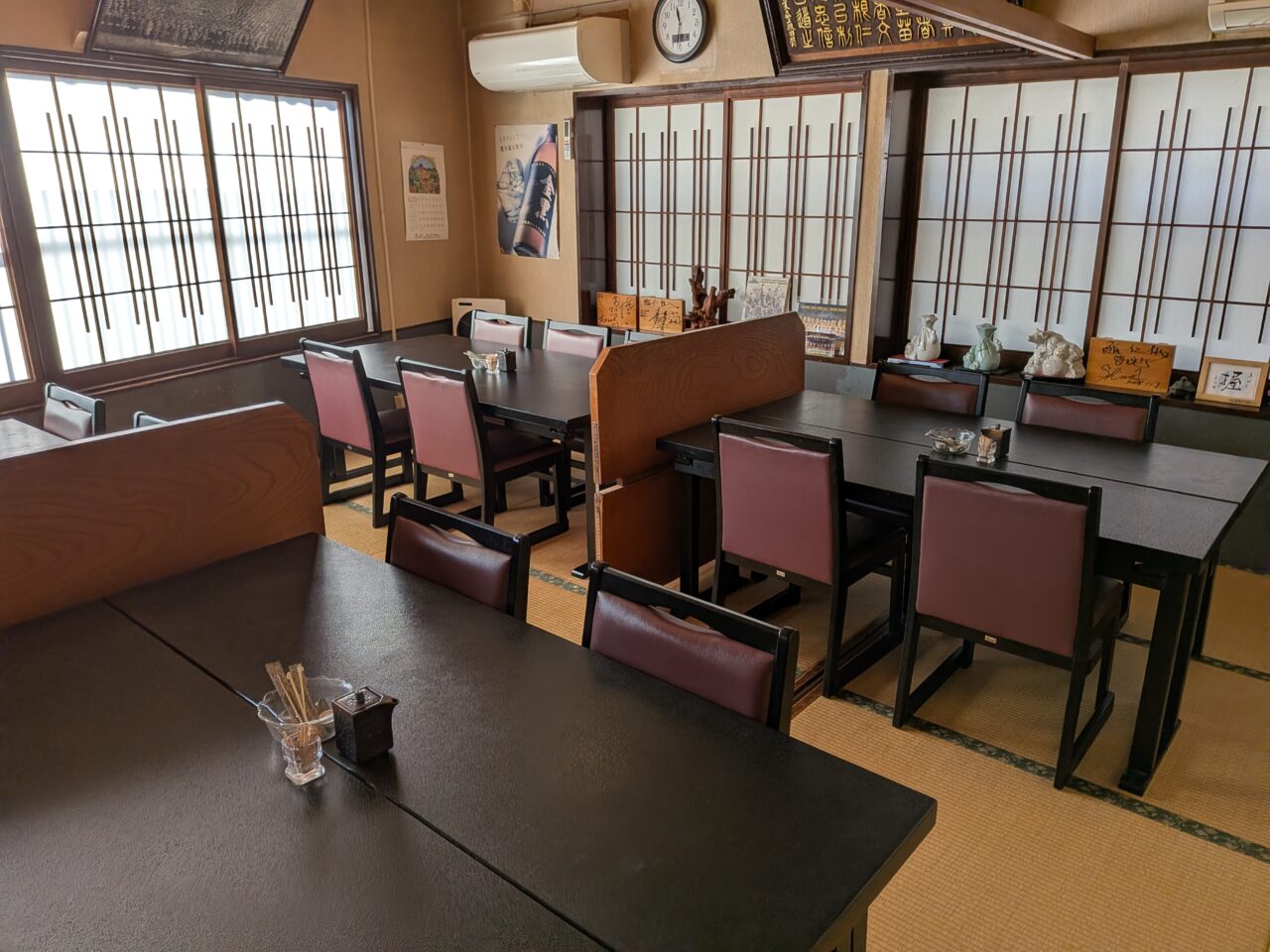 鮨仁三輪田町本店