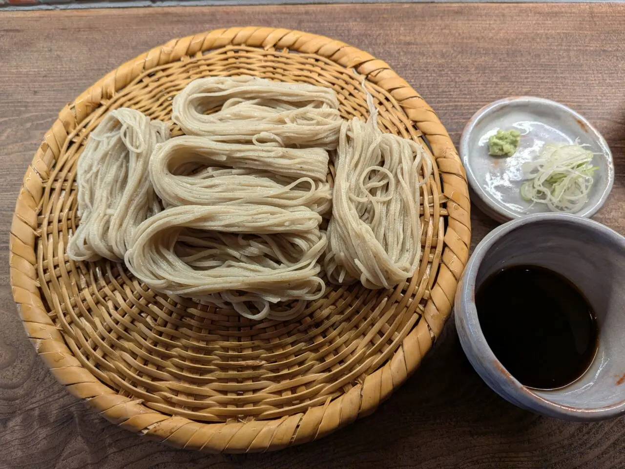 戸隠つきや 門前