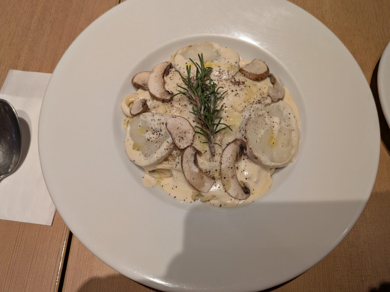 カフェコムサながの東急店