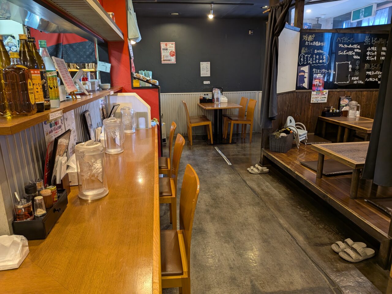 かくれ麺家SAREDO忍ばず