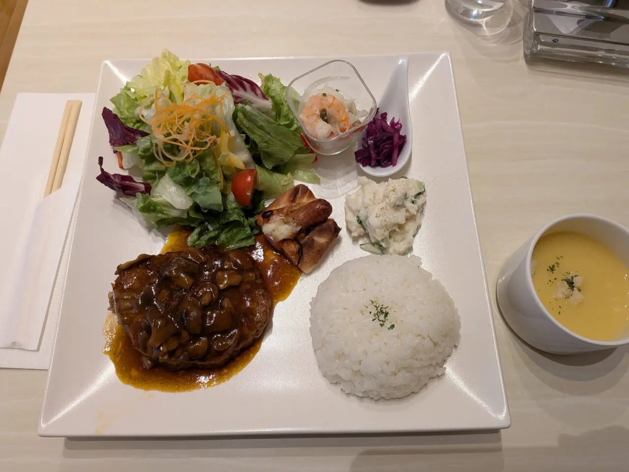 カフェレストランアイリス